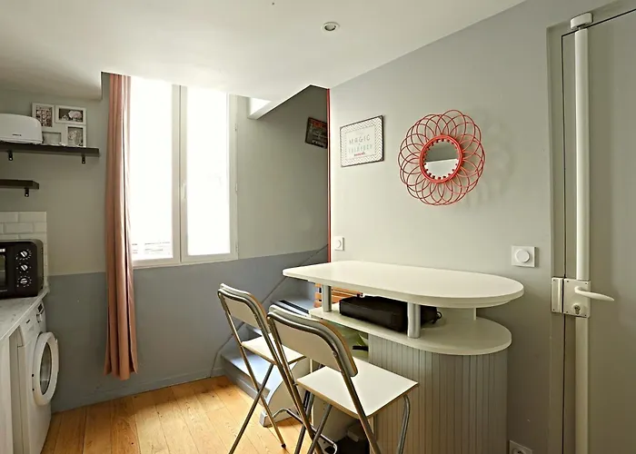 Comme Maison 11eme 아파트 *